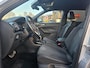 Volkswagen T-Cross 1.5 TSI R-Line Edition | Met o.a. AppleCarPlay/AndroidsAuto, achteruitrijcamera, navigatie en cruise control!