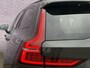 Volvo V60 2.0 T5 R-Design | nieuwe distributie riem | 12 mnd BOVAG garantie | Trekhaak | Schuif/kantel Panoramadak | Stoel/stuurverwarming | Leder | Parkeersensoren V+A | Apple Carplay/Android Auto | Elektr. bedienbare achterklep |