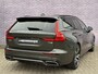 Volvo V60 2.0 T5 R-Design | nieuwe distributie riem | 12 mnd BOVAG garantie | Trekhaak | Schuif/kantel Panoramadak | Stoel/stuurverwarming | Leder | Parkeersensoren V+A | Apple Carplay/Android Auto | Elektr. bedienbare achterklep |