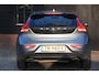 Volvo V40 1.5 T2 Edition+ Navigatie/Parkeersensor/Stoelverwarming/Led/Apk 01-2027