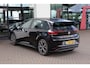 Volkswagen ID.3 Pro Business 58 kWh 204PK / 150kW, 58KWh Accu, 19" LMV met 4 seizoenenbanden, comfort pakket, stoelverwarming voor, assistance pakket (met camera), privacy glas, variable laadvloer, keyless access, adaptieve cruise control (acc) etc.