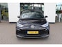 Volkswagen ID.3 Pro Business 58 kWh 204PK / 150kW, 58KWh Accu, 19" LMV met 4 seizoenenbanden, comfort pakket, stoelverwarming voor, assistance pakket (met camera), privacy glas, variable laadvloer, keyless access, adaptieve cruise control (acc) etc.