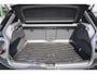 Volkswagen ID.3 Pro Business 58 kWh 204PK / 150kW, 58KWh Accu, 19" LMV met 4 seizoenenbanden, comfort pakket, stoelverwarming voor, assistance pakket (met camera), privacy glas, variable laadvloer, keyless access, adaptieve cruise control (acc) etc.