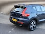 Volvo XC40 B4 Plus Dark | Trekhaak elektr. | Harman Kardon | 19 inch icm All-season banden
