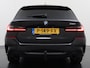 BMW 3-Serie Touring 318i High Executive Edition VAN € 34.900,- VOOR € 32.877,- UW LENTEVOORDEEL: maar liefst € 2.023,-!| M Sport | Afneembare trekhaak | Stoelverwarming | Origineel Nederlands geleverd (NAP) | Rijklaar geleverd incl. 12 maanden BOVAG-garantie