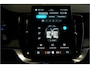 Volvo XC90 2.0 T8 AWD 335kW/456pk Aut8 Recharge Ultra Dark 7P LUCHTVERING + BOWERS&WILKINS + EL. TREKHAAK + PANORAMADAK + MASSAGE + HEAD-UP + STOEL-&STUURVERWARMING + LEDEREN DASHBOARD + 360 CAMERA + ACHTERBANKVERWARMING + 21" LM-VELGEN!