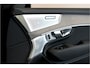 Volvo XC90 2.0 T8 AWD 335kW/456pk Aut8 Recharge Ultra Dark 7P LUCHTVERING + BOWERS&WILKINS + EL. TREKHAAK + PANORAMADAK + MASSAGE + HEAD-UP + STOEL-&STUURVERWARMING + LEDEREN DASHBOARD + 360 CAMERA + ACHTERBANKVERWARMING + 21" LM-VELGEN!