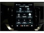 Volvo XC90 2.0 T8 AWD 335kW/456pk Aut8 Recharge Ultra Dark 7P LUCHTVERING + BOWERS&WILKINS + EL. TREKHAAK + PANORAMADAK + MASSAGE + HEAD-UP + STOEL-&STUURVERWARMING + LEDEREN DASHBOARD + 360 CAMERA + ACHTERBANKVERWARMING + 21" LM-VELGEN!
