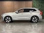Volvo XC60 T6 AWD Recharge Ultra Bright 360° Camera | Michelin Cross Climate banden | Head-Up Display | Harman Kardon | Adaptieve Cruise Control | 20 Inch | Standkachel met Volvo On Call App | Stoelverwarming voor+achter | Stuurwielverwarming | Schuifdak | Full LED Meesturende koplampen | Pilot Assist | BLIS Dode Hoek Detectie | Elektrische voorstoelen geheugen | Contour stoelen met wit stiksel en bies | Zitting verlenging voorstoelen | Lederen dashboard | Galamineerde/geluidwerende zijramen | Google Infotainment | Keyless Drive | Parkeersensoren voor+achter | Privacy Glass | Elektrisch bedienbare achterklep | DAB Radio | Apple Carplay/Android Auto | Draadloos telefoon opladen | Silver Dawn Metallic |