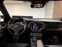 Volvo XC90 T8 AWD Recharge Inscription Stoelventilatie | 360° Camera | Head-Up Display | Harman Kardon | Schuifdak | Adaptieve Cruise Control | Stoel en Stuurwielverwarming | Full LED Meesturende koplampen | Pilot Assist | BLIS Dode Hoek Detectie | Elektrische voorstoelen geheugen | Nappa Lederen bekleding | Zitting verlenging voorstoelen | Lederen dashboard | 20 Inch | Keyless Drive | Parkeersensoren voor+achter | Elektrisch bedienbare achterklep | Geïntegreerde zongordijnen achterportieren | Verlichte instaplijsten | 7-Persoons | 4-Zone Climate Control | DAB Radio | Apple Carplay/Android Auto | Volvo On Call met mobiele App functie | Bright Silver Metallic |