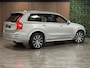 Volvo XC90 T8 AWD Recharge Inscription Stoelventilatie | 360° Camera | Head-Up Display | Harman Kardon | Schuifdak | Adaptieve Cruise Control | Stoel en Stuurwielverwarming | Full LED Meesturende koplampen | Pilot Assist | BLIS Dode Hoek Detectie | Elektrische voorstoelen geheugen | Nappa Lederen bekleding | Zitting verlenging voorstoelen | Lederen dashboard | 20 Inch | Keyless Drive | Parkeersensoren voor+achter | Elektrisch bedienbare achterklep | Geïntegreerde zongordijnen achterportieren | Verlichte instaplijsten | 7-Persoons | 4-Zone Climate Control | DAB Radio | Apple Carplay/Android Auto | Volvo On Call met mobiele App functie | Bright Silver Metallic |