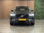 Volvo XC60 T6 AWD Recharge Plus Dark Trekhaak | 360° Camera | Michelin all Season banden | Adaptieve Cruise Control | Stoelverwarming voor+achter | Stuurwielverwarming | Pilot Assist | BLIS Dode Hoek Detectie | Elektrische voorstoelen geheugen | Lederen bekleding | Zitting verlenging voorstoelen | Schuifdak | 19 Inch | Google Infotainment | Keyless Drive | Parkeersensoren voor+achter | Elektrisch bedienbare achterklep | DAB Radio | Apple Carplay/Android Auto | Draadloos telefoon opladen | Volvo On Call met mobiele app functie | Platinum Grey Metallic |