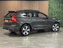 Volvo XC60 T6 AWD Recharge Plus Dark Trekhaak | 360° Camera | Michelin all Season banden | Adaptieve Cruise Control | Stoelverwarming voor+achter | Stuurwielverwarming | Pilot Assist | BLIS Dode Hoek Detectie | Elektrische voorstoelen geheugen | Lederen bekleding | Zitting verlenging voorstoelen | Schuifdak | 19 Inch | Google Infotainment | Keyless Drive | Parkeersensoren voor+achter | Elektrisch bedienbare achterklep | DAB Radio | Apple Carplay/Android Auto | Draadloos telefoon opladen | Volvo On Call met mobiele app functie | Platinum Grey Metallic |