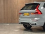 Volvo XC60 T6 AWD Recharge Ultra Dark MY26 | Trekhaak | All Season banden | 360 Camera | Head-Up Display | Harman Kardon | Adaptieve Cruise Control | Stoelverwarming voor+achter | Stuurwielverwarming | Schuifdak | Full LED Meesturende koplampen | Pilot Assist | BLIS Dode Hoek Detectie | Elektrische voorstoelen geheugen | Cardamom Quilted bekleding | Zitting verlenging voorstoelen | Lederen dashboard | 20 Inch | Google Infotainment | Keyless Drive | Elektrisch bedienbare achterklep | DAB Radio | Apple Carplay/Android Auto | Draadloos telefoon opladen | Volvo On Call met mobiele App functie | Vapour Grey Metallic |