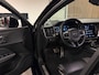 Volvo V60 T6 AWD Recharge R-Design Adaptieve Cruise Control | Stoel en Stuurwielverwarming | Parkeercamera | Full LED Meesturende koplampen | Pilot Assist | Bestuurdersstoel elektrisch geheugen | Contour stoelen met wit stiksel en bies | Zitting verlenging voorstoelen | 18 Inch | Keyless Drive | Parkeersensoren voor+achter | Privacy Glass | Elektrisch bedienbare achterklep | DAB Radio | Apple Carplay/Android Auto | Volvo On Call met mobiele App functie |