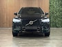 Volvo XC60 T6 AWD Recharge Plus Dark 360° Camera | Harman Kardon | All Season Banden | Adaptieve Cruise Control | Stoelverwarming voor+achter | Stuurwielverwarming | Full LED Meesturende koplampen | Pilot Assist | BLIS Dode Hoek Detectie | Elekrische voorstoelen geheugen | Contour Stoelen met wit stiksel en bies | Zitting verlenging voorstoelen | Schuifdak | 19 Inch | Google Infotainment | Keyless Drive | Parkeersensoren voor+achter | Privacy Glass | Elektrisch bedienbare achterklep | DAB Radio | Apple Carplay/Android Auto | Draadloos telefoon opladen | Volvo On Call met mobiele App functie | Onyx Black Metallic |
