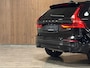 Volvo XC60 T6 AWD Recharge Plus Dark 360° Camera | Harman Kardon | All Season Banden | Adaptieve Cruise Control | Stoelverwarming voor+achter | Stuurwielverwarming | Full LED Meesturende koplampen | Pilot Assist | BLIS Dode Hoek Detectie | Elekrische voorstoelen geheugen | Contour Stoelen met wit stiksel en bies | Zitting verlenging voorstoelen | Schuifdak | 19 Inch | Google Infotainment | Keyless Drive | Parkeersensoren voor+achter | Privacy Glass | Elektrisch bedienbare achterklep | DAB Radio | Apple Carplay/Android Auto | Draadloos telefoon opladen | Volvo On Call met mobiele App functie | Onyx Black Metallic |