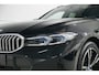 BMW 3-Serie Touring 330e xDrive M-Sport | M-Stoelen | Panoramadak | Elektr. Stoelen