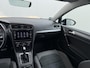 Volkswagen Golf 1.0 TSI Comfortline AUTOMAAT | STOELVERWARMING | ADAPTIEVE CRUISE CONTROL | NL-AUTO MET NAP | RIJKLAAR GELEVERD MET 12 MND BOVAG-GARANTIE
