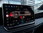 Volkswagen Tiguan R-Line Edition - eHybrid Inclusief €2000,- inruilvoordeel | Trekhaak | 'App-Connect' draadloze smartphone integratie | Achteruitrijcamera (Rear View) | Automatische afstandsregeling (Adaptive Cruise Control)
