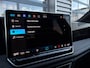 Volkswagen Tiguan R-Line Edition - eHybrid Inclusief €2000,- inruilvoordeel | Trekhaak | 'App-Connect' draadloze smartphone integratie | Achteruitrijcamera (Rear View) | Automatische afstandsregeling (Adaptive Cruise Control)