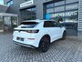 Volkswagen T-Roc Life First Edition | 'App-Connect' draadloze smartphone integratie | Automatische afstandsregeling (Adaptive Cruise Control) | Buitenspiegels elektrisch instel-, verwarm- en inklapbaar