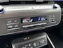Hyundai Kona 1.6 GDI HEV Premium Sky | Uit voorraad leverbaar! | Schuif-/kantel dak | Elektrische stoelen | Stoel/stuurverwarming | Stoelverkoeling | 2e zit-rij stoelverwarming | Lederen bekleding | 360* camera | Adaptive cruisecontrol | Active lane-keeping |
