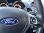 Ford Fiesta 1.0i EcoBoost Titanium 5-Deurs 125 PK. Mooie en zeer fijn rijdende auto !!! Distributieriem en waterpomp zijn vervangen !!