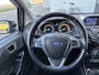 Ford Fiesta 1.0i EcoBoost Titanium 5-Deurs 125 PK. Mooie en zeer fijn rijdende auto !!! Distributieriem en waterpomp zijn vervangen !!