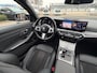 BMW 3-Serie Touring 320i M-SPORT / PANO / LED / TREKHAAK / 19''/ SHADOW