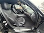 BMW 3-Serie Touring 320i M-SPORT / PANO / LED / TREKHAAK / 19''/ SHADOW
