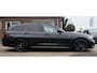 BMW 3-Serie Touring 320i M-SPORT / PANO / LED / TREKHAAK / 19''/ SHADOW