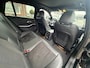BMW 3-Serie Touring 320i M-SPORT / PANO / LED / TREKHAAK / 19''/ SHADOW
