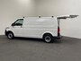 Volkswagen Transporter 2.0 TDI L2H1 110PK Airco Cruise Control Trekhaak Parkeersensoren Apple Carplay