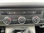 Volkswagen Transporter 2.0 TDI L2H1 110PK Airco Cruise Control Trekhaak Parkeersensoren Apple Carplay