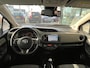 Toyota Yaris 1.3 VVT-i Lease Bi-Tone/Afneembare trekhaak/Navi/Stoelverwarming/Dealer onderhouden
