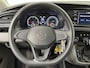 Volkswagen Transporter 2.0 TDI L2H1 150PK Automaat Airco Cruise Control Apple Carplay Verwarmbare stoel en vooruit