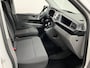 Volkswagen Transporter 2.0 TDI L2H1 150PK Automaat Airco Cruise Control Apple Carplay Verwarmbare stoel en vooruit