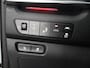 Kia Niro EV e-Niro ExecutiveLine 64 kWh | Trekhaak | Lederen Bekleding | Dodehoekdetectie | Stoel/Stuurwielverwarming | Stoelventilatie | Elektrisch bedienbare bestuurdersstoel met geheugenfunctie |
