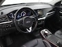 Kia Niro EV e-Niro ExecutiveLine 64 kWh | Trekhaak | Lederen Bekleding | Dodehoekdetectie | Stoel/Stuurwielverwarming | Stoelventilatie | Elektrisch bedienbare bestuurdersstoel met geheugenfunctie |