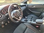 Mercedes-Benz A-klasse 180 Ambition Compleet AMG uitgevoerd