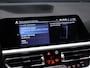 BMW 3-Serie Touring 320e Sport Line [ADAPTIVE CRUISE, APPLE CARPLAY, BMW LASERLICHT, TREKHAAK INKLAPBAAR, ANDROID, STOELVERWARMING, VOL LEDER, PDC V+A, ELEK. ACHTERKLEP, CLIMATE, NIEUWSTAAT]
