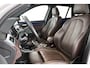 BMW X1 sDrive20i VDL Nedcar Edition Sportstoelen Head-up Stoelverwarming