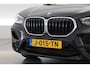 BMW X1 sDrive20i 192PK High Executive - Automaat | Afn. Trekhaak | Nav | Cruise | ACC | Led | Elek. Klep | Sfeerverl. | PDC | 1800kg trekg. V