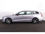 Volvo V60 T6 Recharge AWD Plus Dark - IntelliSafe Assist & Surround - 360º Camera - Harman/Kardon audio - Verwarmde voorstoelen, stuur & achterbank - Parkeersensoren voor & achter - Elektr. bedienb. voorstoelen met geheugen - Elektr. inklapbare trekhaak - 18' LMV