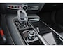 Volvo V60 T6 Recharge AWD Plus Dark - IntelliSafe Assist & Surround - 360º Camera - Harman/Kardon audio - Verwarmde voorstoelen, stuur & achterbank - Parkeersensoren voor & achter - Elektr. bedienb. voorstoelen met geheugen - Elektr. inklapbare trekhaak - 18' LMV