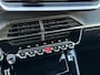 Peugeot 2008 1.2 PureTech GT-Line Adeptieve cruise control | voor en achter parkeersensoren | Achteruirijcamera | Elektrische handrem | Fabrieks navigatie