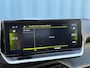 Peugeot 2008 1.2 PureTech GT-Line Adeptieve cruise control | voor en achter parkeersensoren | Achteruirijcamera | Elektrische handrem | Fabrieks navigatie