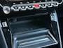 Peugeot 2008 1.2 PureTech GT-Line Adeptieve cruise control | voor en achter parkeersensoren | Achteruirijcamera | Elektrische handrem | Fabrieks navigatie