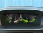 Peugeot 2008 1.2 PureTech GT-Line Adeptieve cruise control | voor en achter parkeersensoren | Achteruirijcamera | Elektrische handrem | Fabrieks navigatie